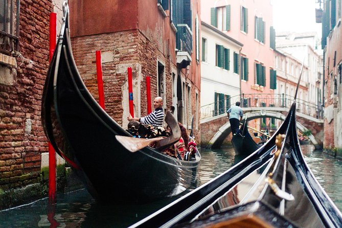 Welcome to Venice Group Tour St. Mark's Basilica & Gondola Ride - The Rialto-to-St. Mark’s route that actually works in 3 hours