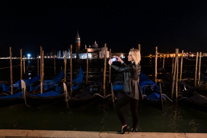 Your Evening in Venice: Aperitif & Lifestyle - The vibe: a local-night Venice walk, not a checklist