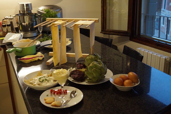Yummy Cooking Class in Venice with Professional Chef - Logistics that can make or break your morning